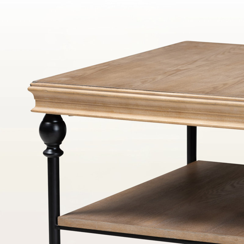 Table de bout en bois Ferra à 3 niveaux avec base en métal noir Ferra, Gris