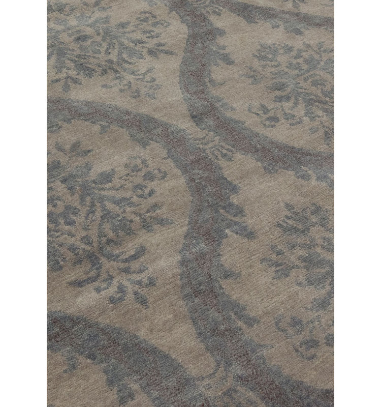 Wool Damask Area Rug in Gray/Beige, Rectangle 2' x 3'