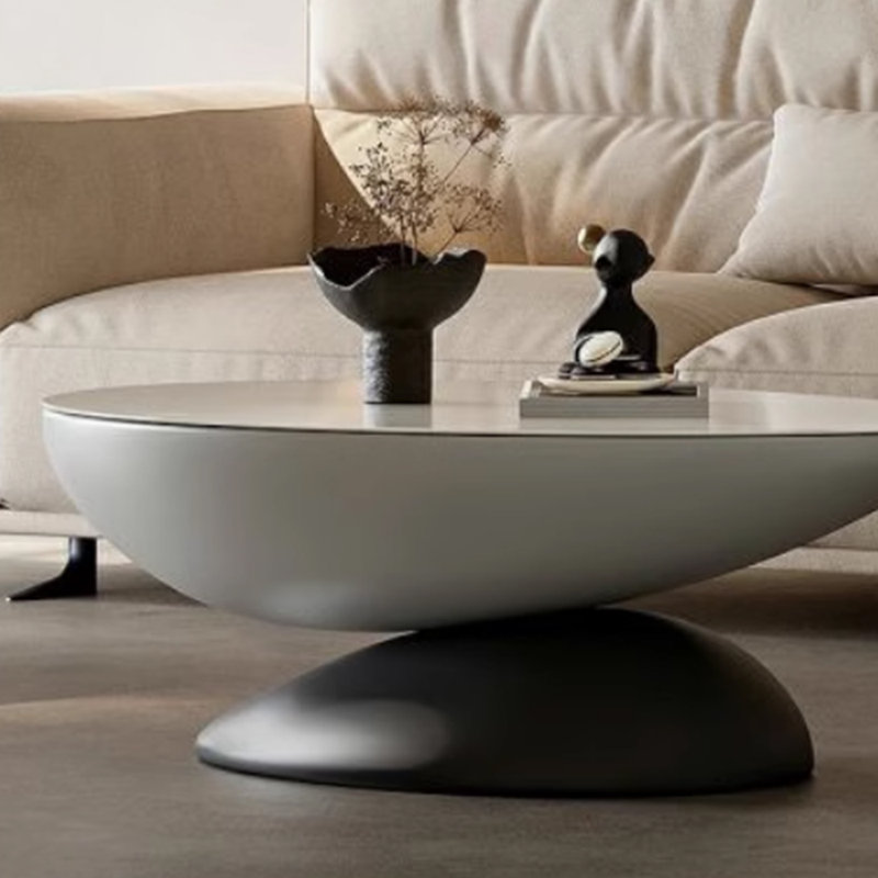 Table basse au design simple et créatif