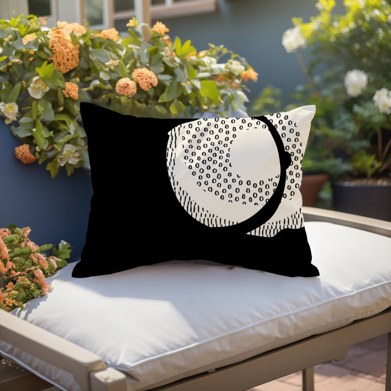 Coussin lombaire réversible intérieur / extérieur Vikka, H 14 po x l 20 po, Beige/Black/Off-White