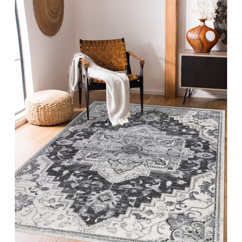 Alice Traditional Medallion Low Pile Performance Area Rug, Rectangle 2' x 3'