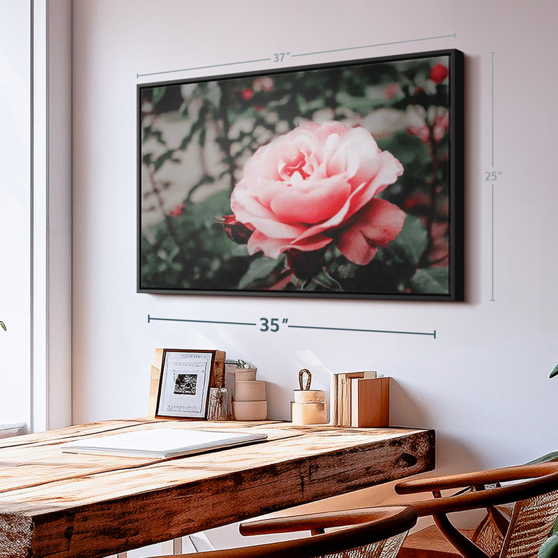 Impression sur toile rose rose, H 25 po x l 37 po