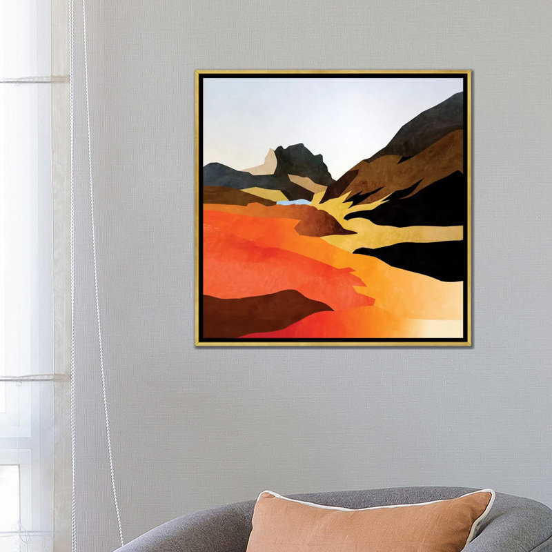 «Mountains Landscape Abstract» par Ana Rut Bré - impression d'art graphique, Toile encadrée d'or, Aucun mat