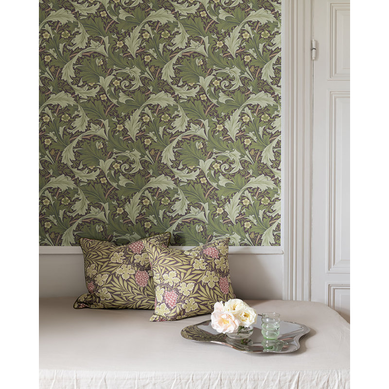 Granville Floral Wallpaper Roll, Plum