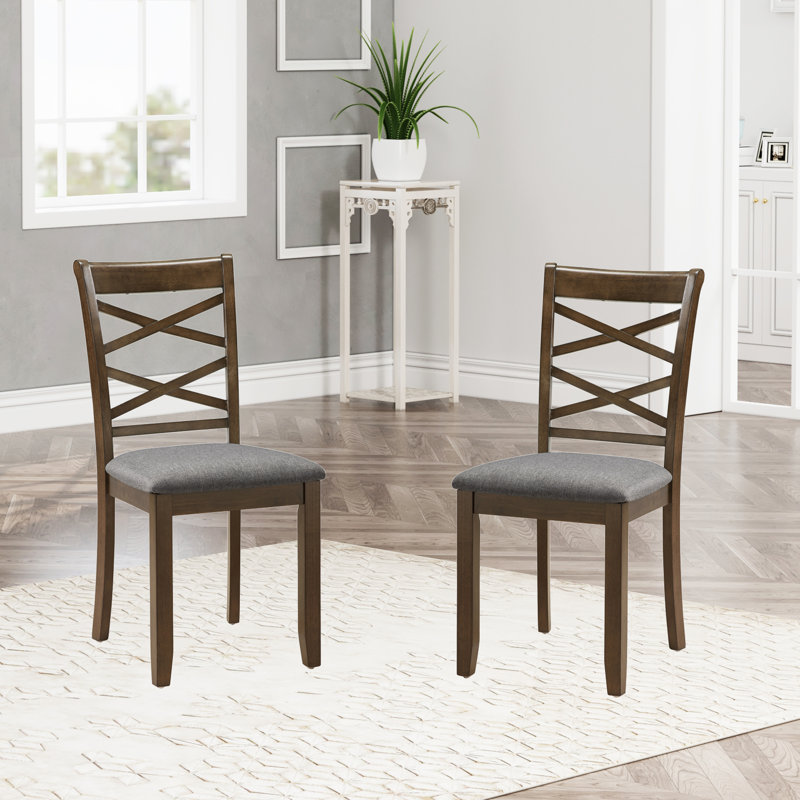 Chaises de salle à manger en bois