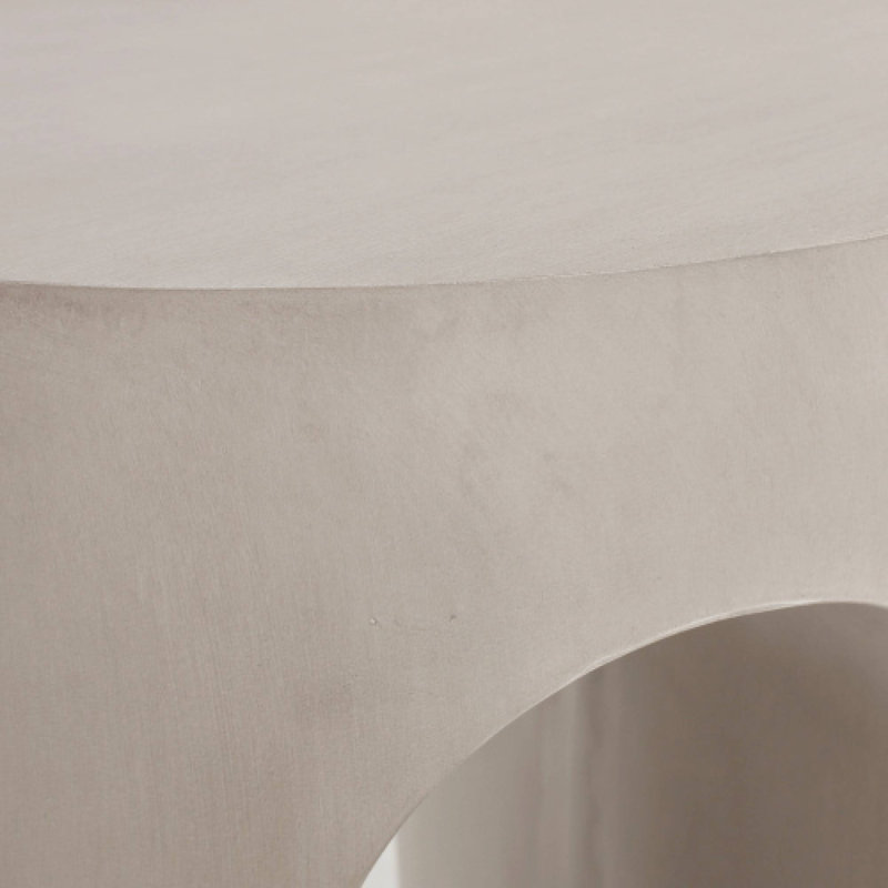 Table d'appoint ronde extérieure en forme de U parfaite pour les rassemblements de terrasse et les besoins quotidiens du porche