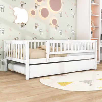 Clyda Daybed with Twin Trundle and Fence Guardrails