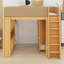 Un lit mezzanine avec armoire intégrée, tiroirs, étagères et éclairage d'ambiance structure une chambre moderne.-823049214