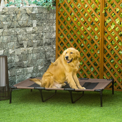 Lit pour chien surélevé brun clair 48 po x 36 po, filet respirant avec cadre en métal pour lit de camp, utilisation en tissu et camping