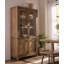 Vitrine Vineyard Row