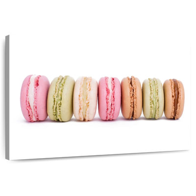 Yarlin Assorted Macarons