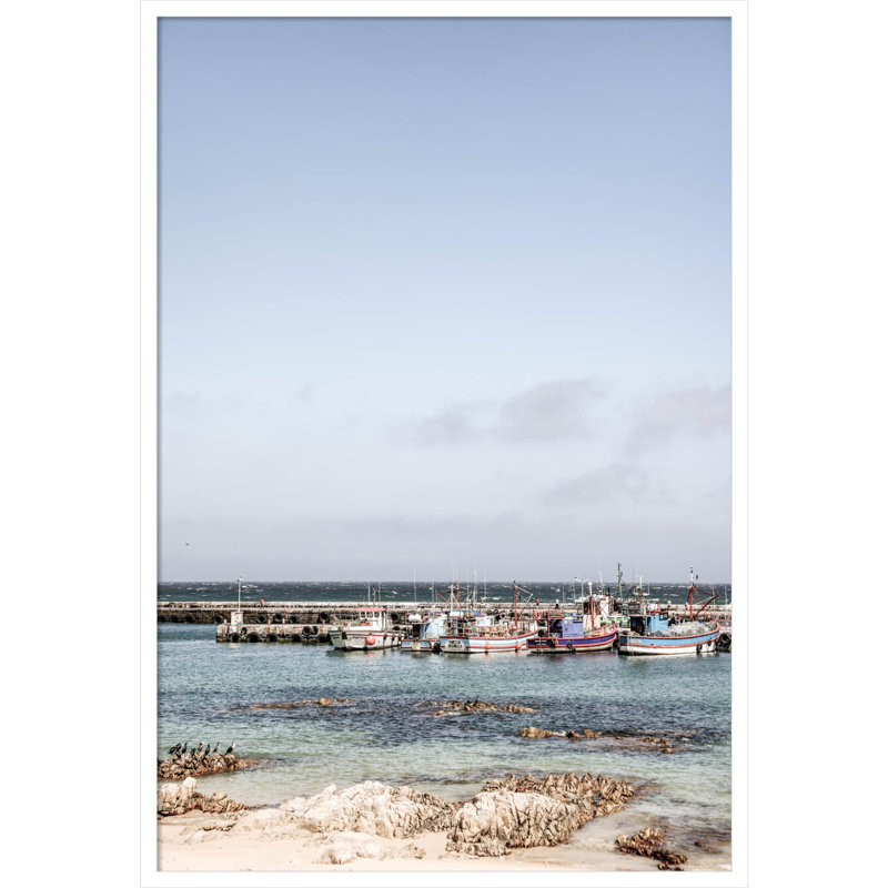 «Roanne Kalk Bay Beach» par Shot par Clint Wood, reproduction d'art encadrée, Blanc, H 41 po x l 28 po
