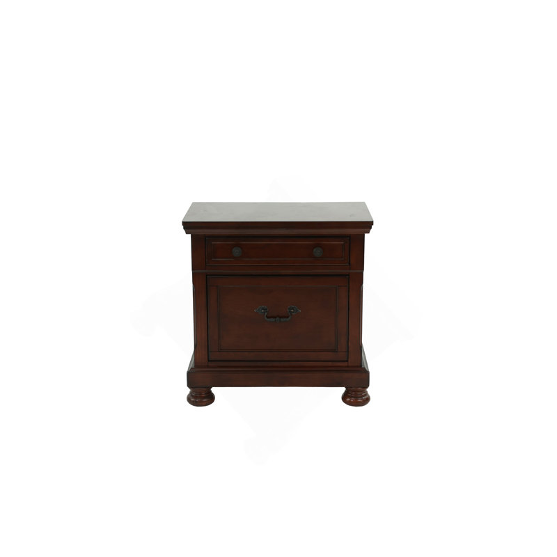 Table de chevet en cerisier antique