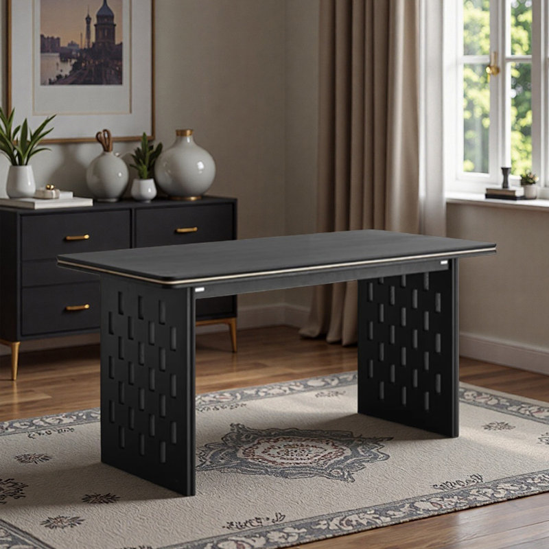 Bureau noir d'une profondeur de 31,49 pouces, H 29,92 po x l 62,99 po x P 31,49 po