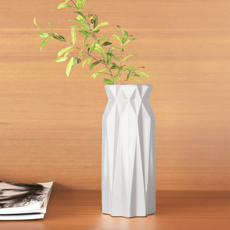 Babatunde White Ceramic Table Vase