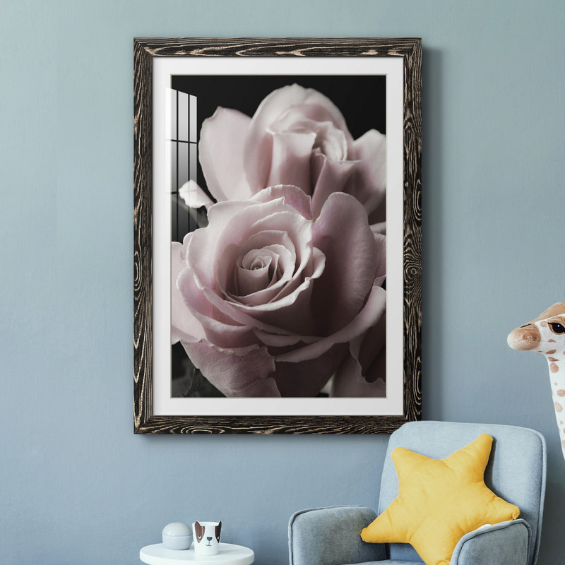 Rose noire II - photographie, H 24 po x l 18 po x P 1,5 po, Papier encadré noir