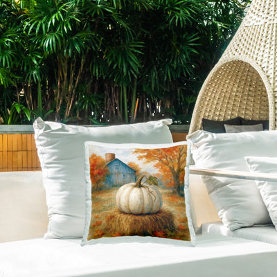 Coussin extérieur Harvest Pumpkin on Hay Bale, imprimé par Antony Smith