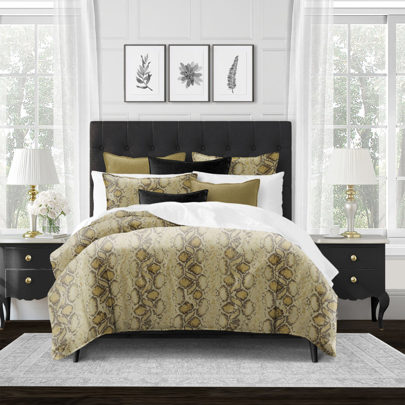 Snaka Gold Microfiber Coverlet / Bedspread Set, Cal. King Coverlet + 4 Additional Pieces
