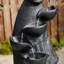 Fontaines d'extérieur avec lumières DEL - Figurine d'eau en résine à 5 niveaux à motif abstrait moderne à 39,75 po de hauteur pour jardin et patio