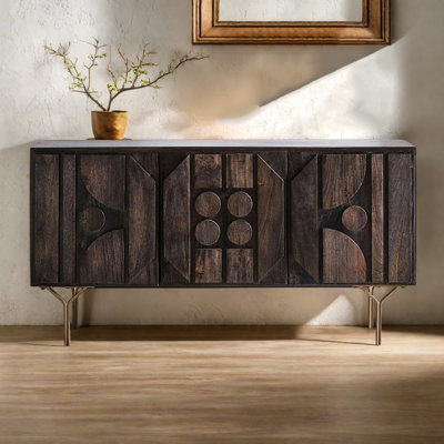 Buffet rétro en bois à géométrie sculptée