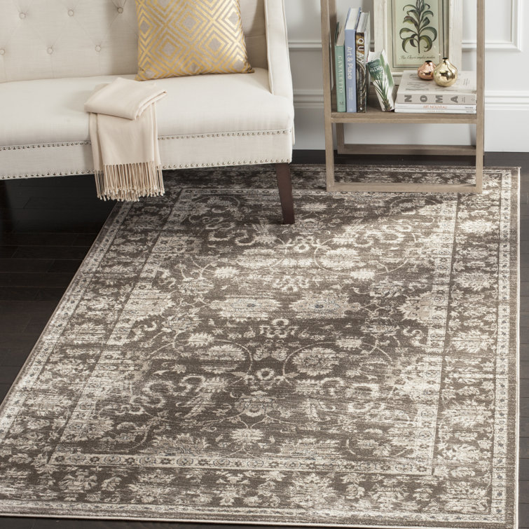 Lyniya Oriental Brown/Ivory Area Rug