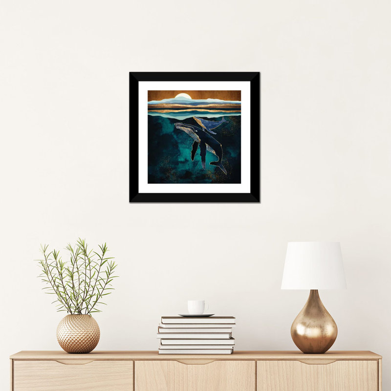 Moonlit Whales - impression d'art graphique, Papier encadré noir, Blanc, H 16 po x l 16 po x p 1 po