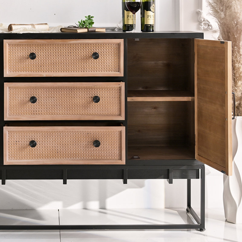 Buffet noir massif et bois manufacturé