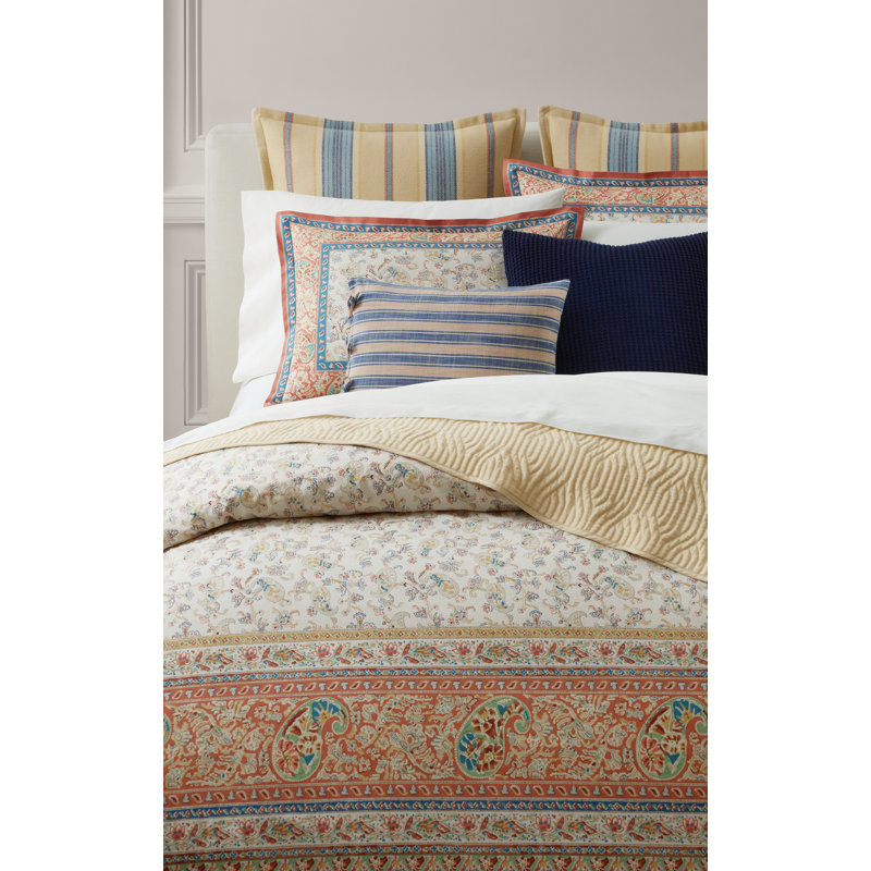 Bering Duvet Cover Set, Queen Duvet Cover + 2 Standard Shams