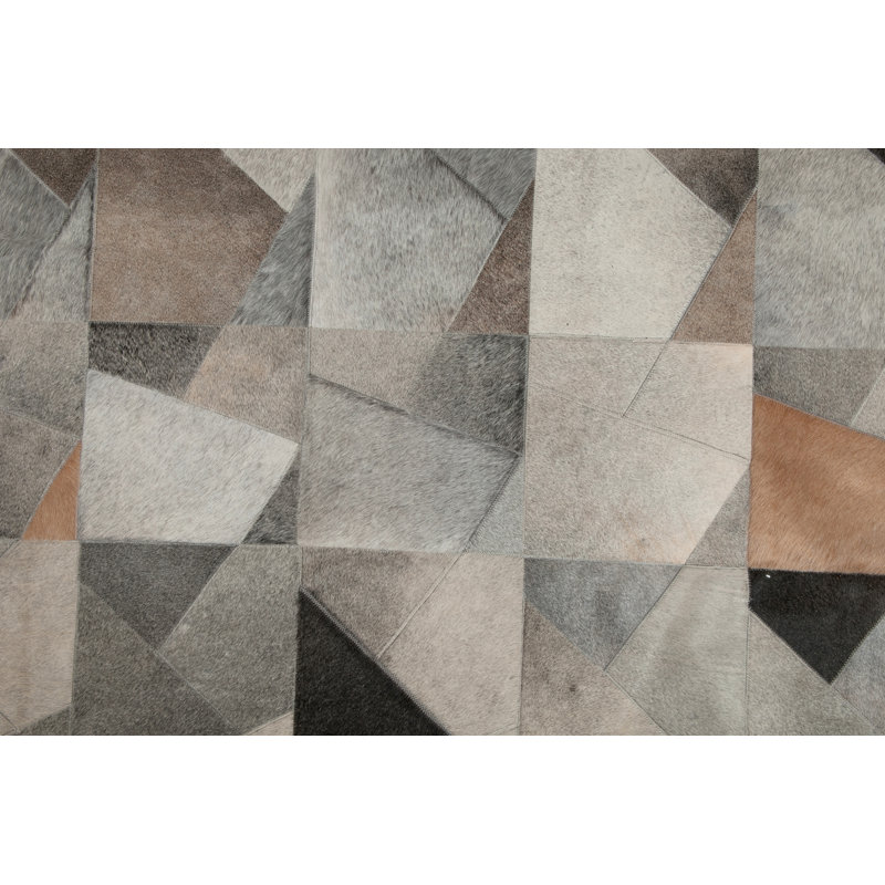 Faceta Cowhide Abstract Area Rug, Rectangle 2' x 3'