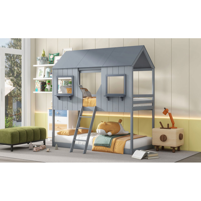 Lit superposé simple au-dessus d'un lit simple en bois avec toit, fenêtre et garde-corps