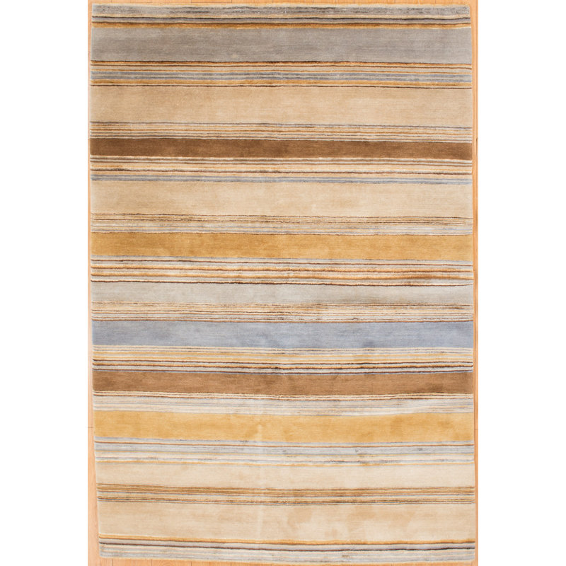 Tapis beige unique de 6 pi x 8 pi 10 po Fayaaz