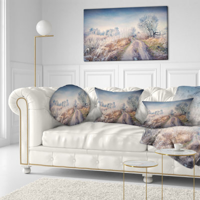 Coussin Designart «First Frost in Forest» Designart