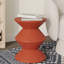 Table d'appoint en plastique de style sablier de 15 po, table de bout d'extérieur et table de chevet imperméables Michailo-1846870485