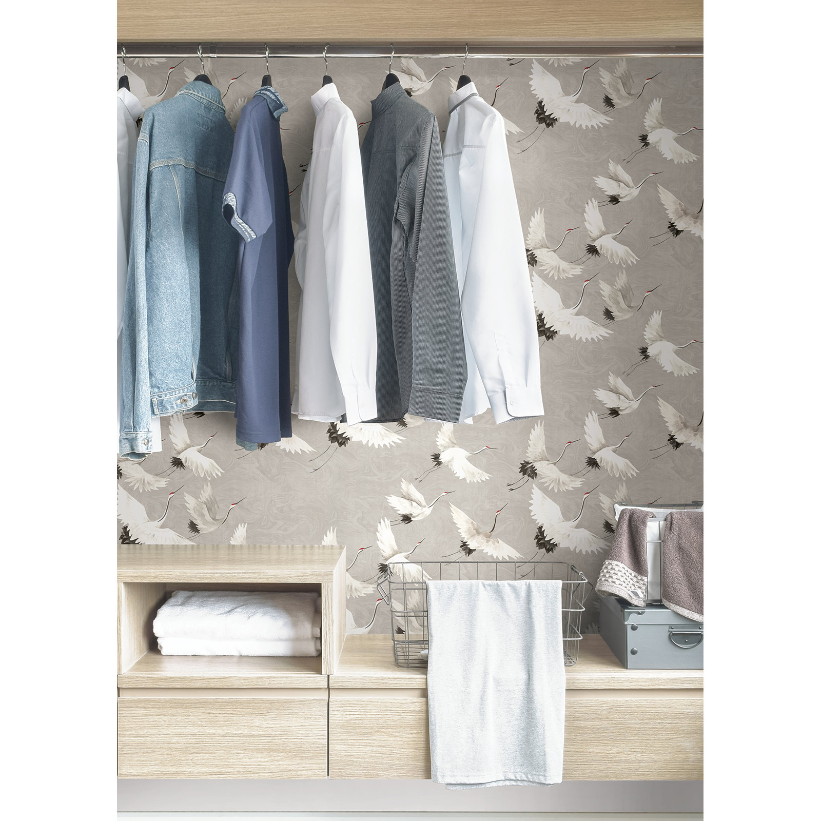 Brynn Modern Peel & Stick Wallpaper, Gray