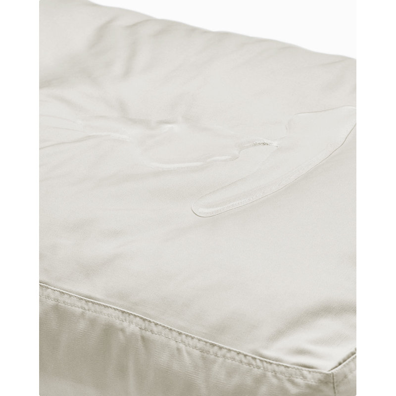 Signature Pillow/Classic Bed, Extra Large (30" W x 40" D x 5" H), Tofu
