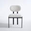 Ensemble de chaises de salle à manger rembourrées Modern Modern, élégantes et confortables avec des pieds en métal robustes pour toute salle à manger-690990686