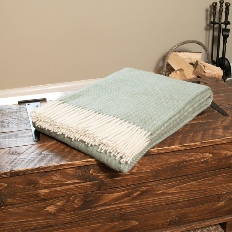 Snoqualmie Throw Blanket, Green