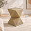 Table d'appoint en béton naturel de 36,6 cm (14,39 po) avec symétrie prismatique et texture lisse à grain de bois