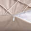 Coussin décoratif à carreaux-1138657799-1083166539