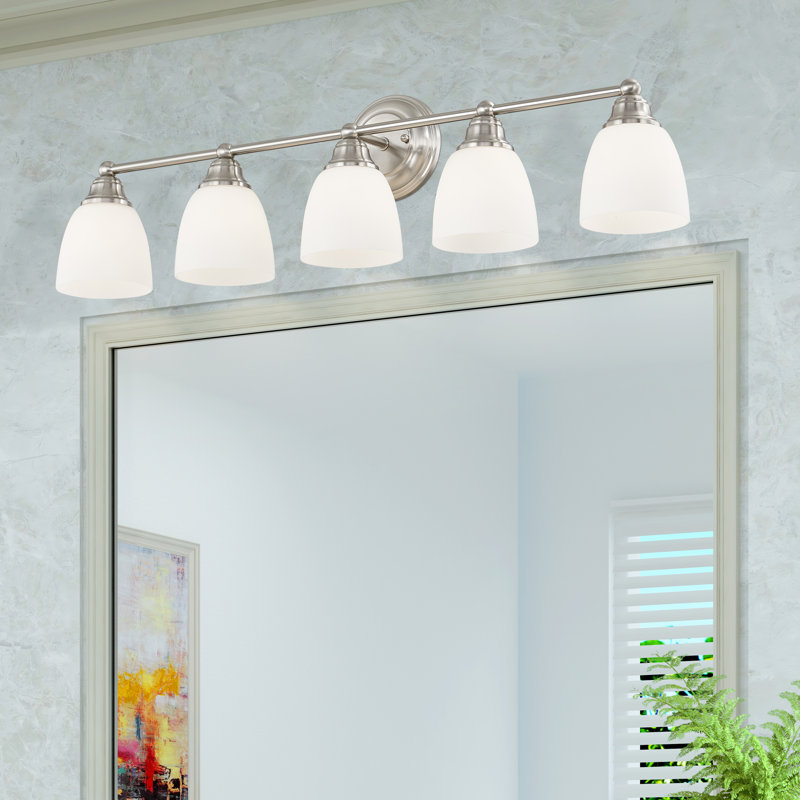 Éclairage de salle de bain à 5 lumières à intensité variable Mayday, Nickel brossé