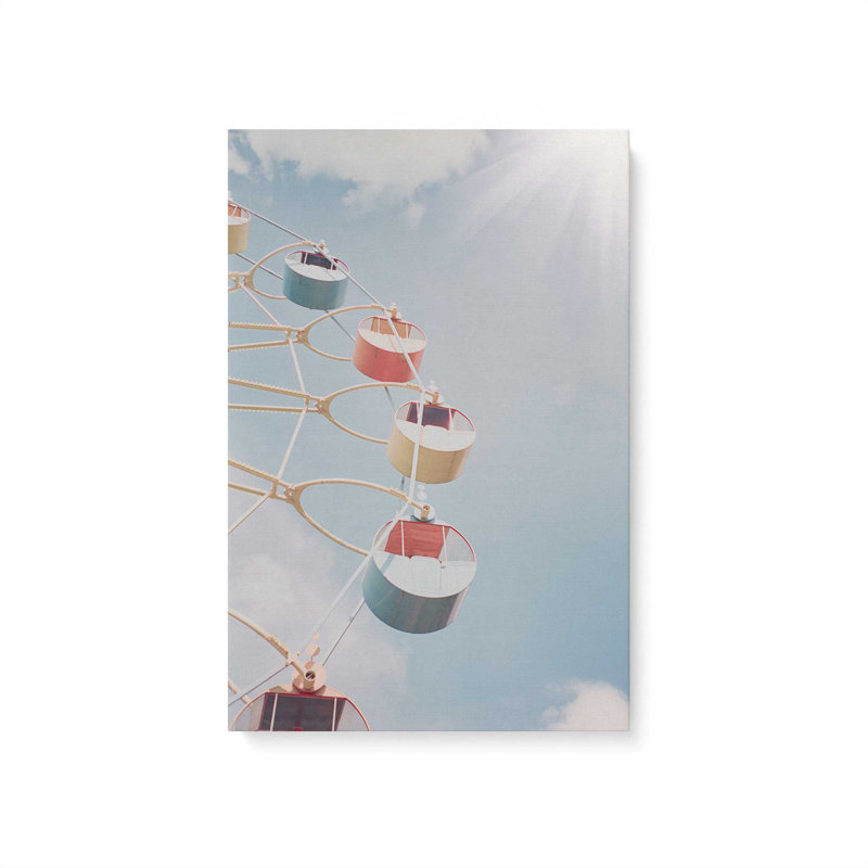 Fantaisie dans le ciel sur toile, 12" H x 18" W, Toile tendue