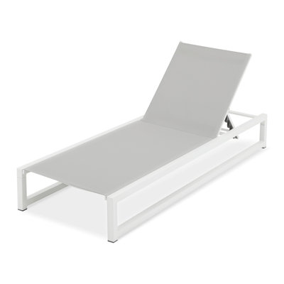 Chaise longue d'extérieur réglable à 5 niveaux, structure et filet en aluminium, conception ergonomique confortable, support de poids de 400 lb, convient au salon de plage avec patio idéal, bord de piscine, jardin, plage