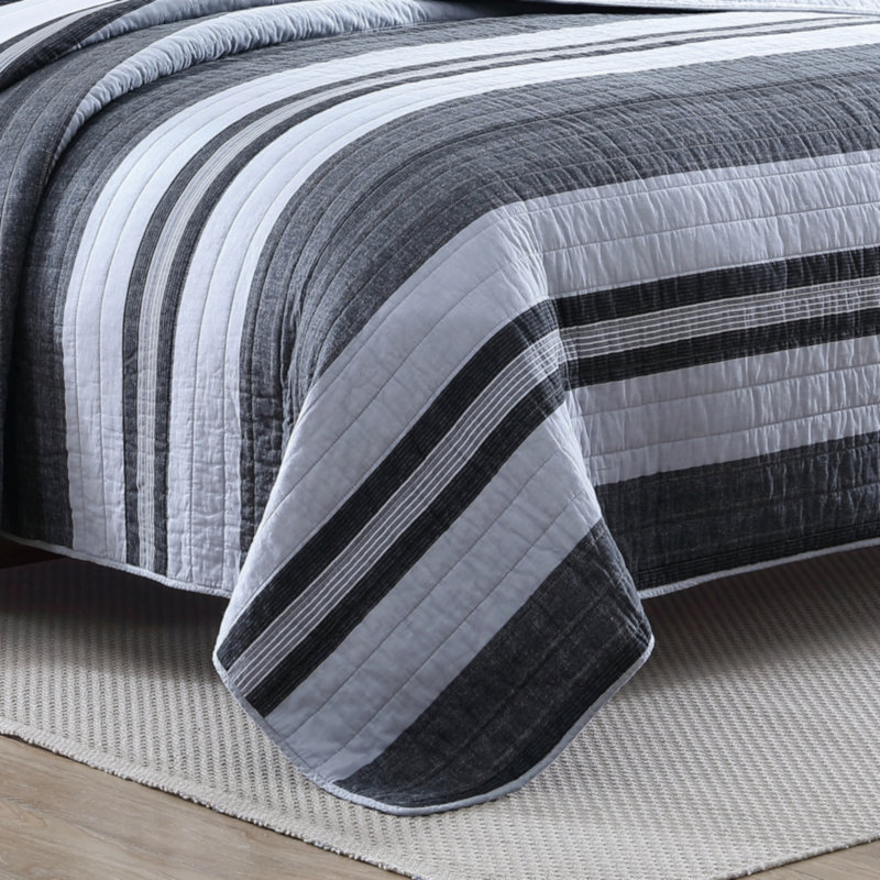 Nautica Ardmoore Cotton Reversible Grey Quilt Set, Full/Queen Quilt + 2 Standard Shams