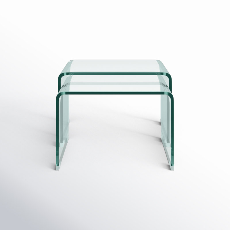 Tables gigognes