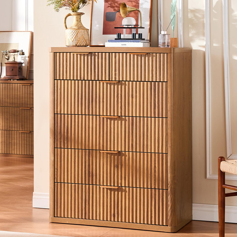 Farmhouse Fluted 6 Drawers Dresser for Bedroom, 42" Tall Modern Chest of Drawers with Metal Handle, Curved Profile Design, Wood Drawer Organizer for Bedroom, Living Room, Hallway, Entryway