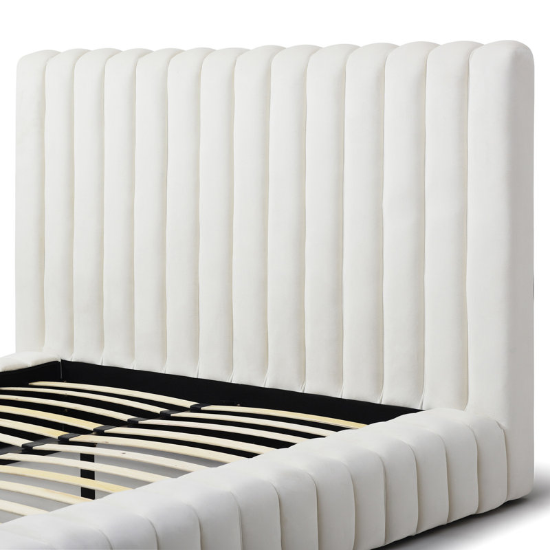 Lit plateforme en velours Kaydence, Crème, Très grand lit