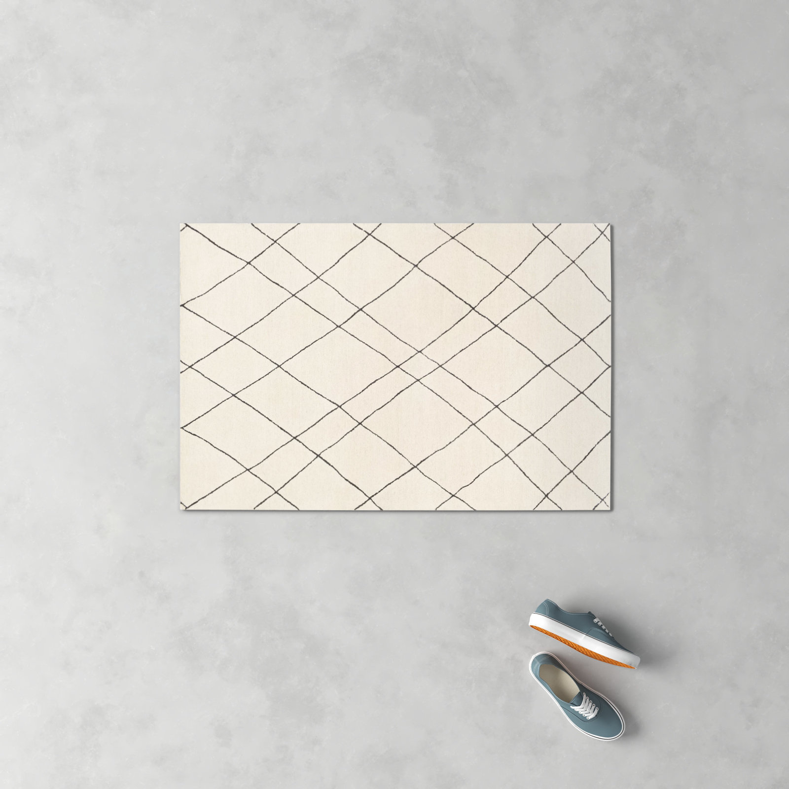 Seaton Black Cream Hand-Tufted Abstract Wool Rug, Rectangle 2' x 3'