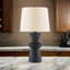 Lampe de table en bois massif
