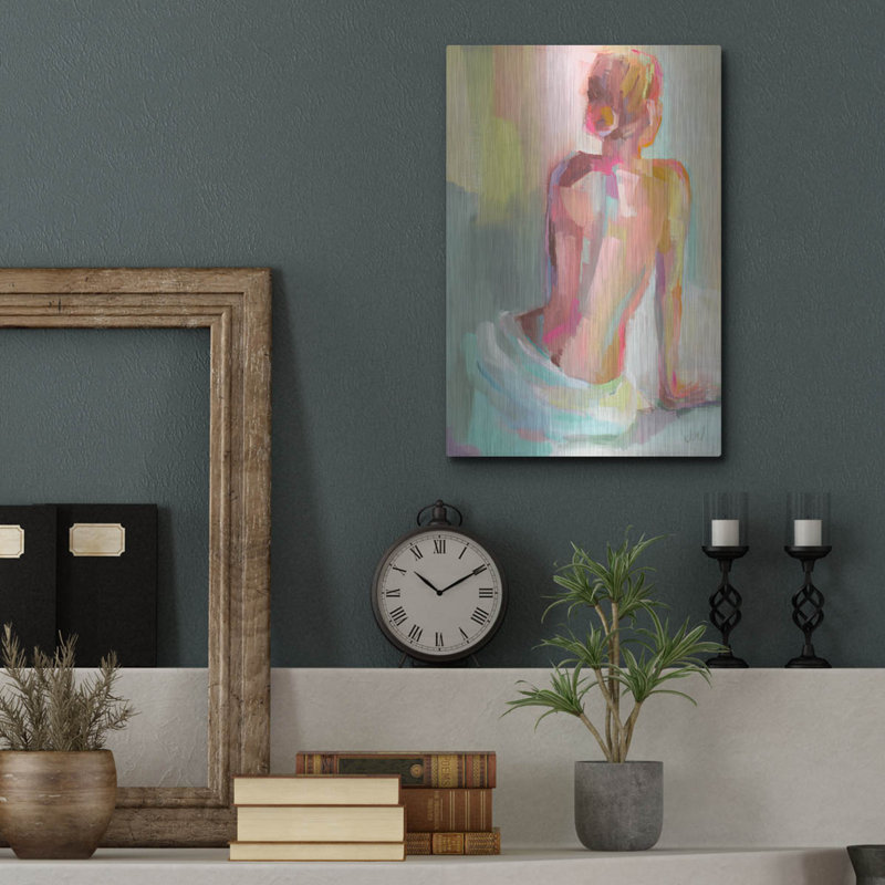 «Woman Posing» par Jenny Westenhofer, H 16 po x l 12 po