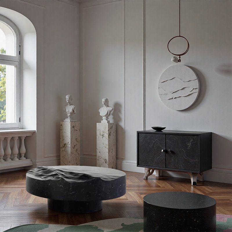 Table basse noire à forme spéciale